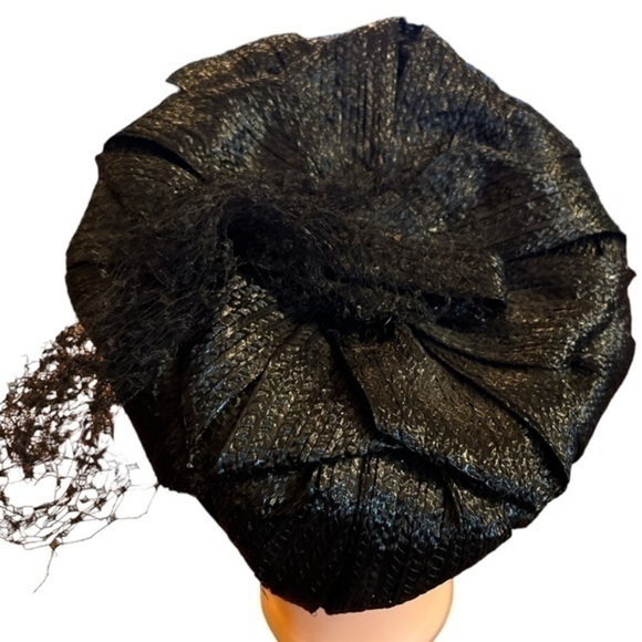 ▶️ Modern Miss ◀️ Vintage black hat main image 5